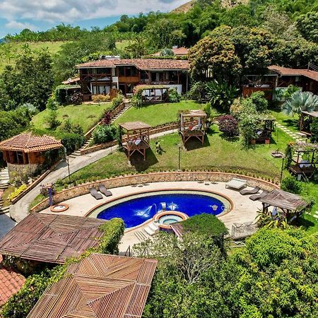 Hotel Spa La Colina เปเรย์รา ภายนอก รูปภาพ