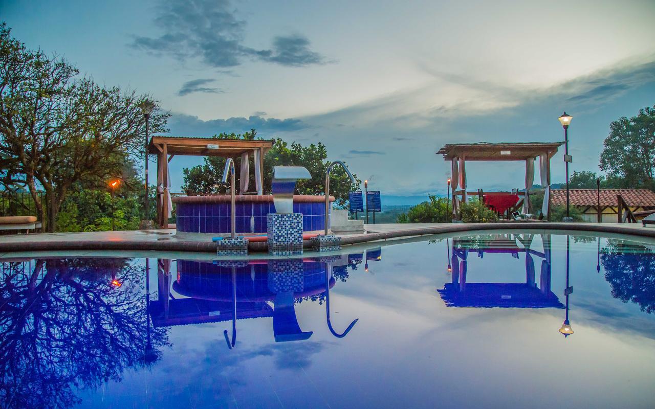 Hotel Spa La Colina เปเรย์รา ภายนอก รูปภาพ
